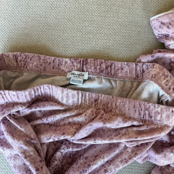 PJ set - Picture 3 of 3